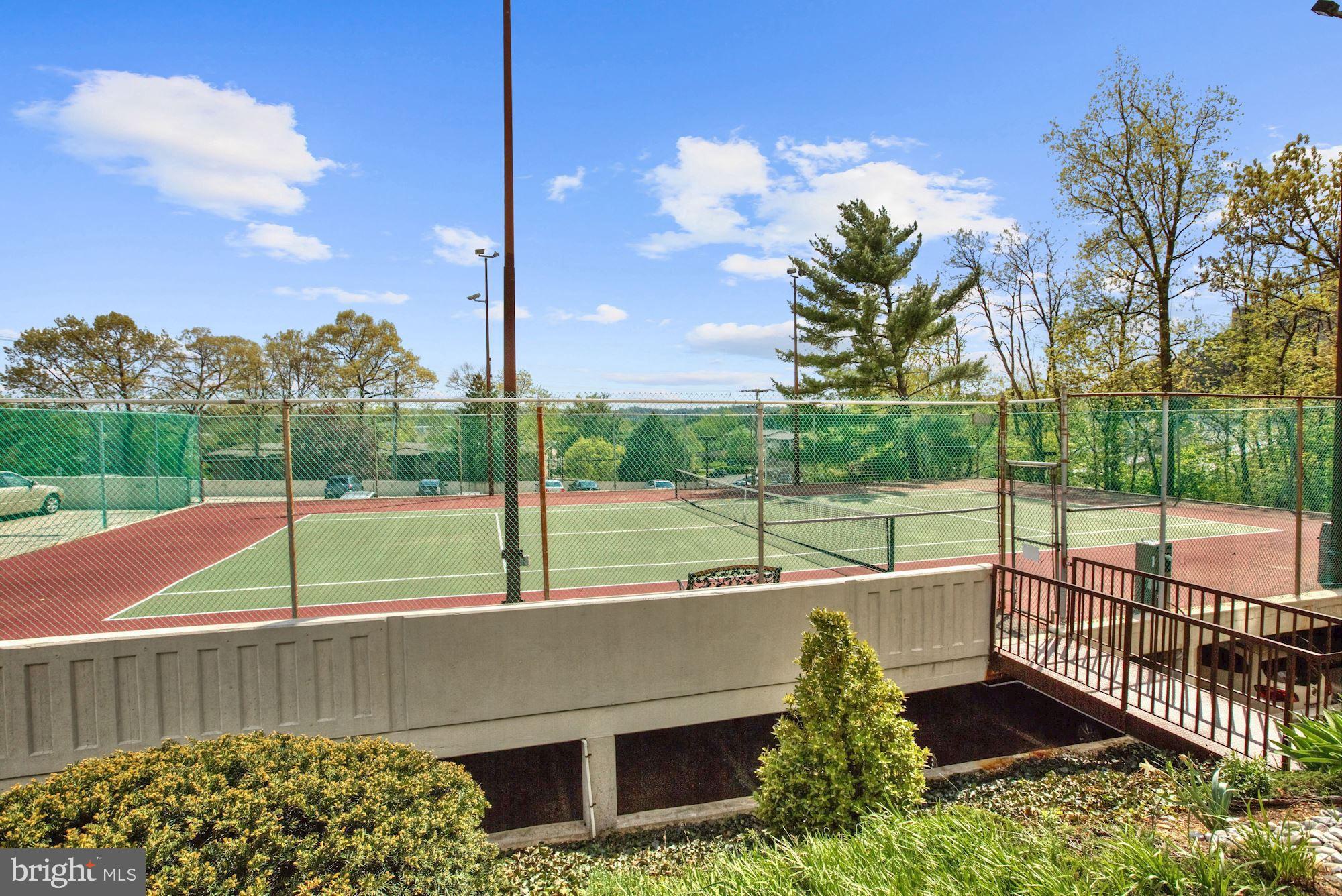 6101 Edsall Road, Unit 604 Alexandria, VA 22304 - Photo 35 of 43 Tennis Courts