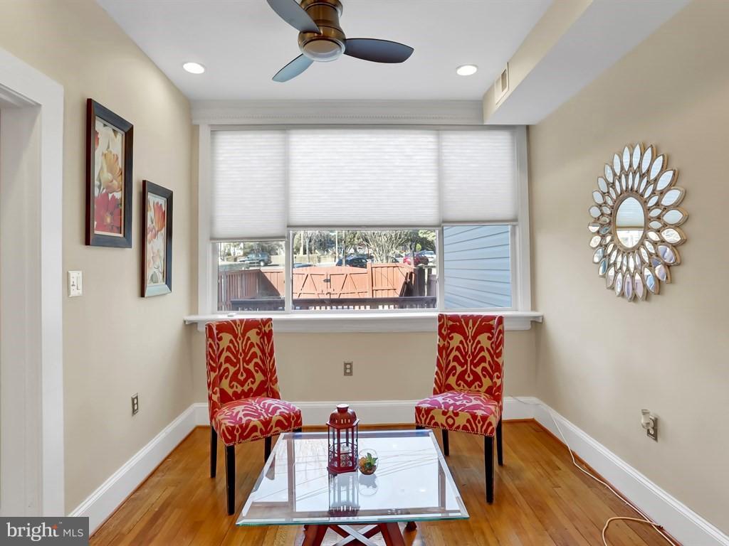 525 Decatur Street Northwest Washington, DC 20011 - Photo 10 of 30 Family Room