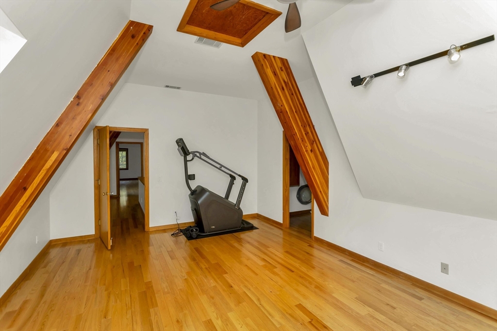 123 Mountainview Road East Longmeadow, MA 01028 - Photo 16 of 42