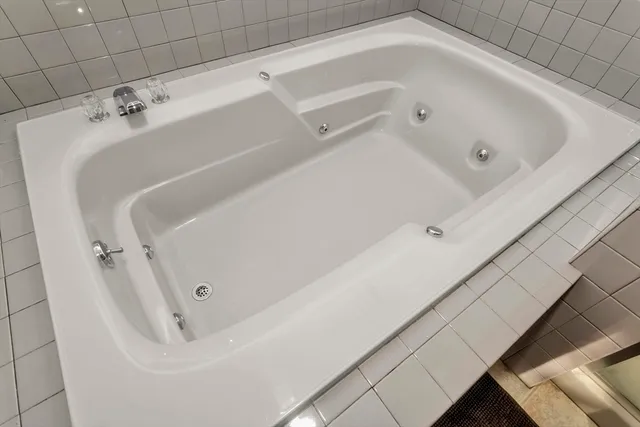 $520,000 | 123 Mountainview Road, East Longmeadow, MA 01028