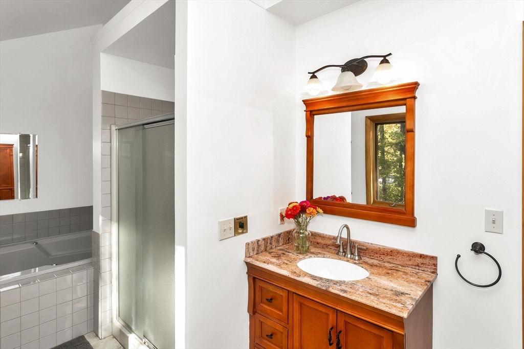 123 Mountainview Road East Longmeadow, MA 01028 - Photo 22 of 42