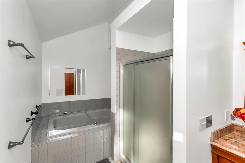 123 Mountainview Road East Longmeadow, MA 01028 - Photo 23 of 42