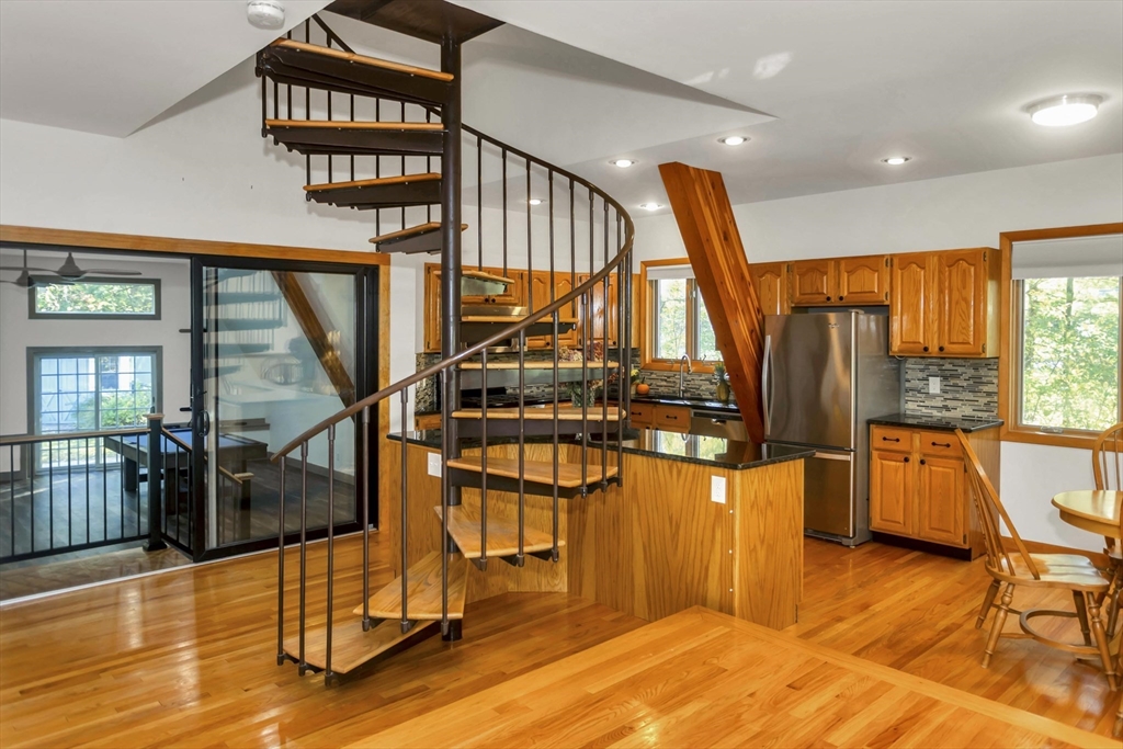 123 Mountainview Road East Longmeadow, MA 01028 - Photo 27 of 42