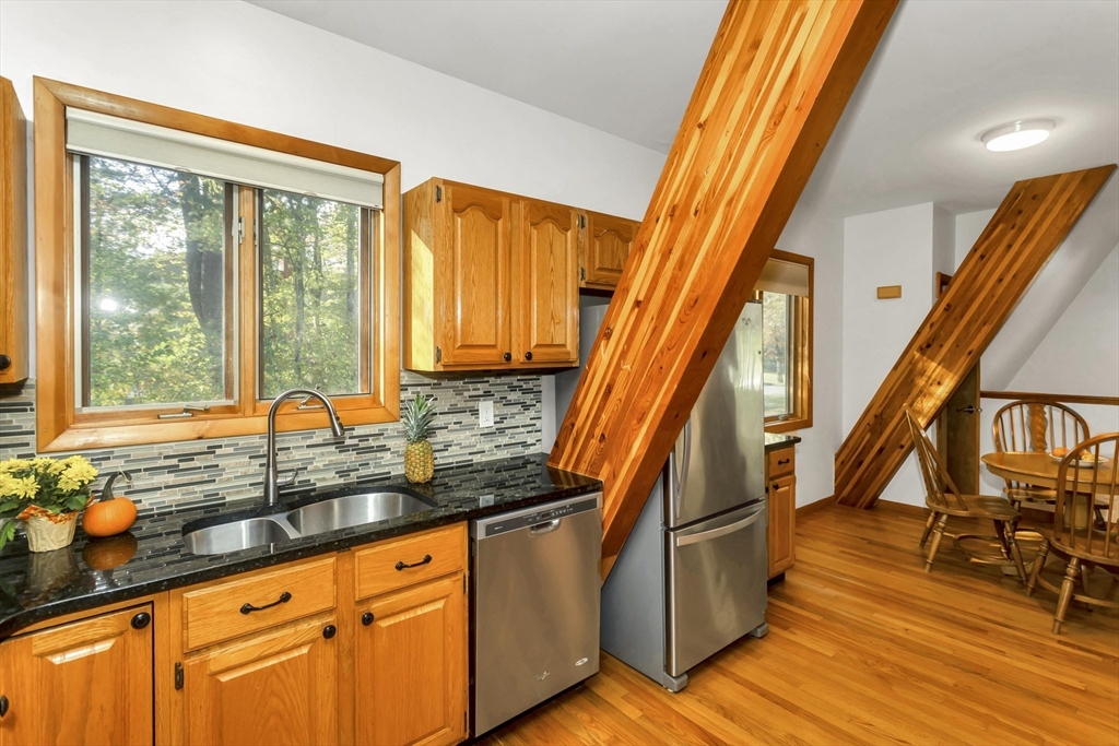 123 Mountainview Road East Longmeadow, MA 01028 - Photo 34 of 42