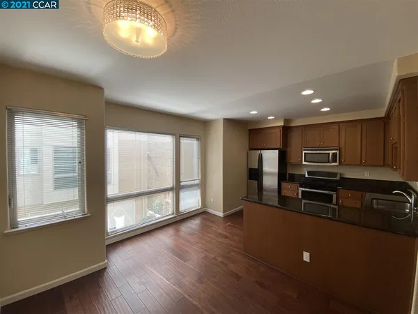 $3,950 | 1548 Sunnyvale Avenue, Walnut Creek, CA 94597