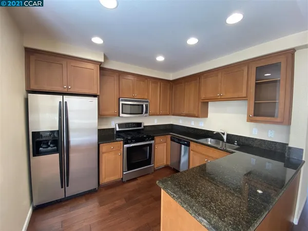 $3,950 | 1548 Sunnyvale Avenue, Walnut Creek, CA 94597