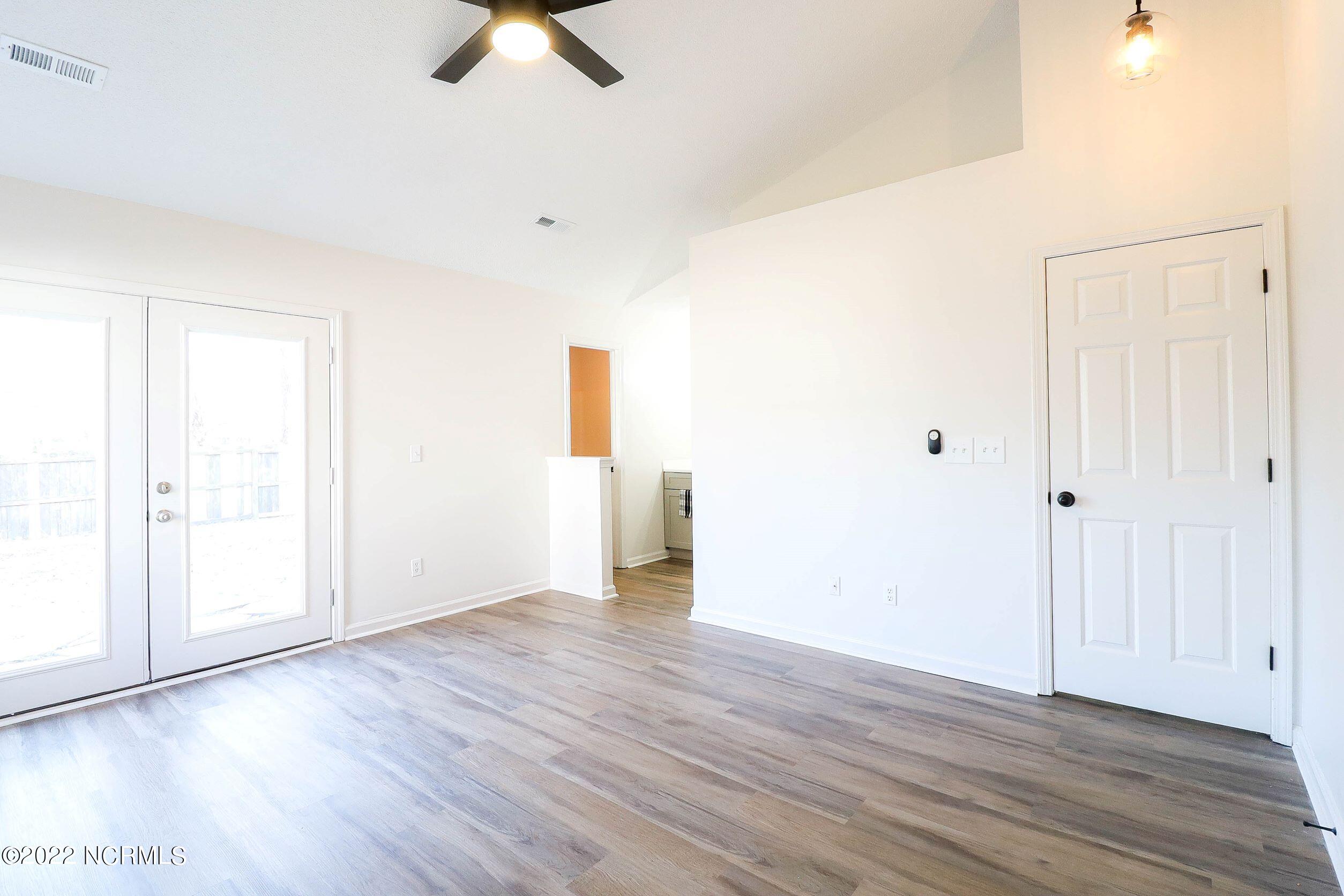 2104 White Road Wilmington, NC 28411 - Photo 23 of 40 IMG_0076