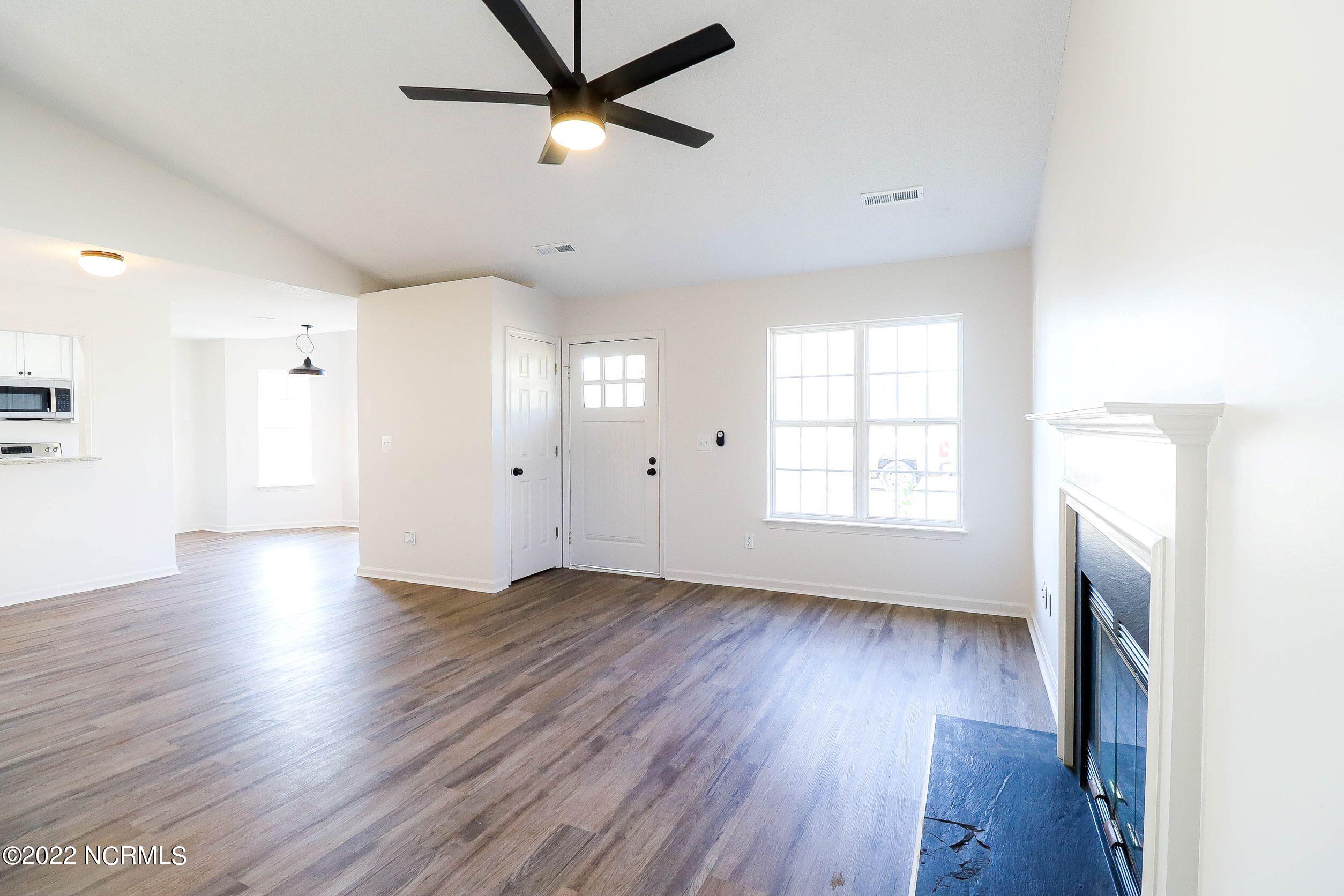 2104 White Road Wilmington, NC 28411 - Photo 10 of 40 IMG_0040