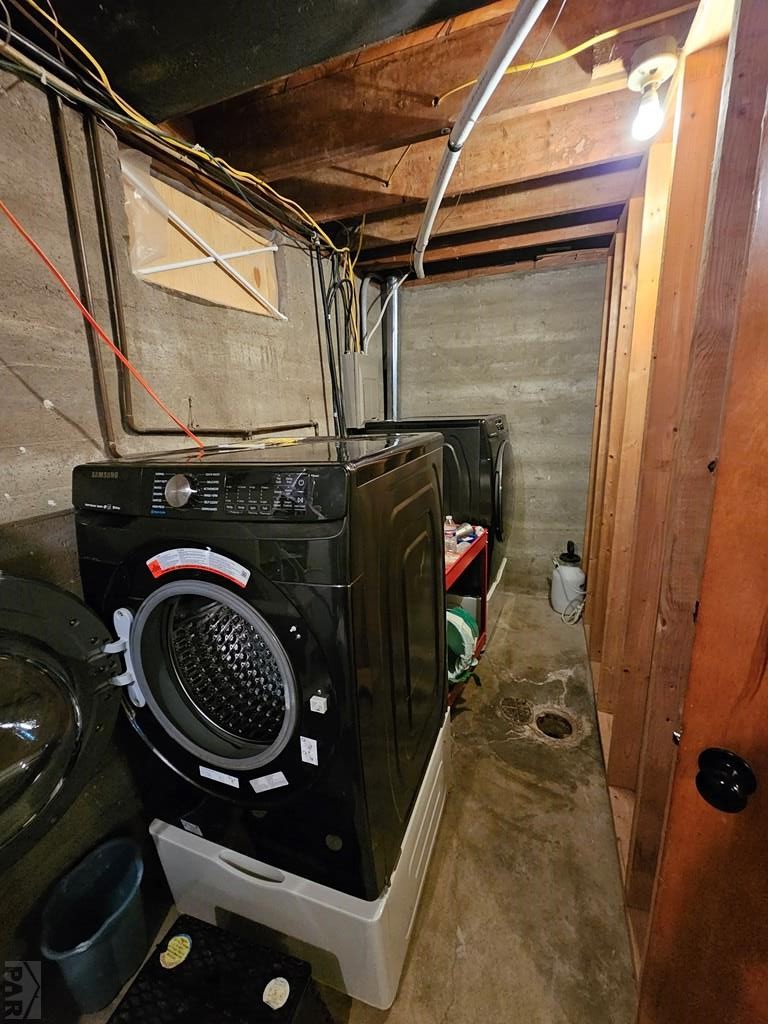 233 East 5th Avenue Springfield, CO 81073 - Photo 21 of 30 a close up of a storage and utility