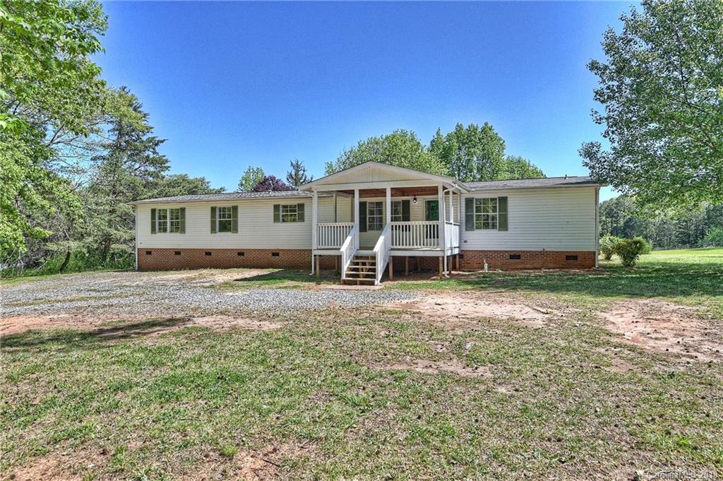 1678 Pine Bluff Court Fort Mill, SC 29708 - Photo 3 of 25