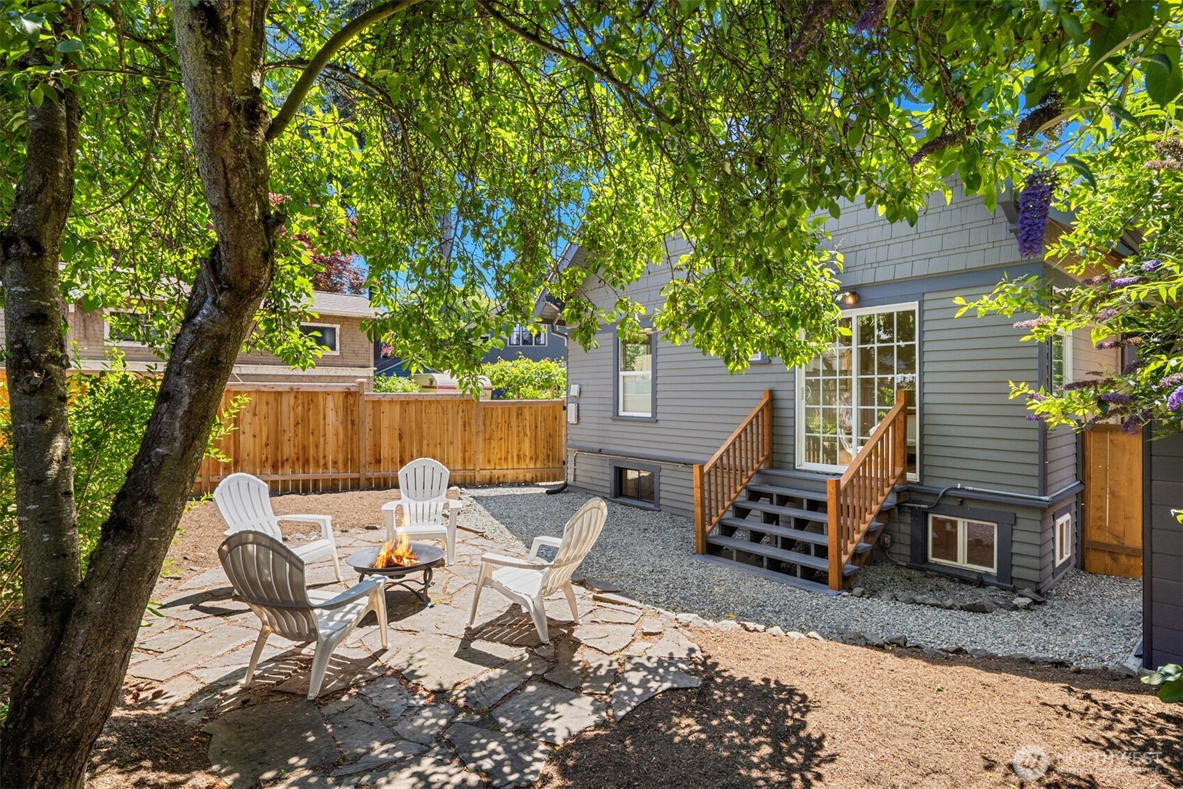 108 North 57th Street Seattle, WA 98103 - Photo 31 of 33