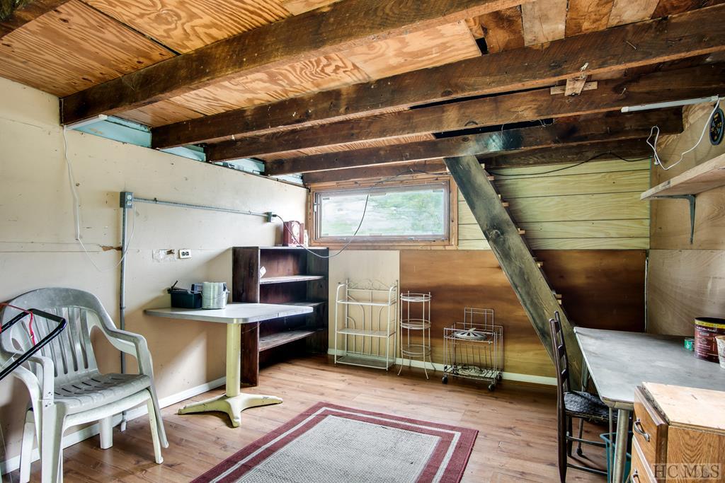 131 Watauga Road Franklin, NC 28734 - Photo 19 of 27 Gallery Image 19