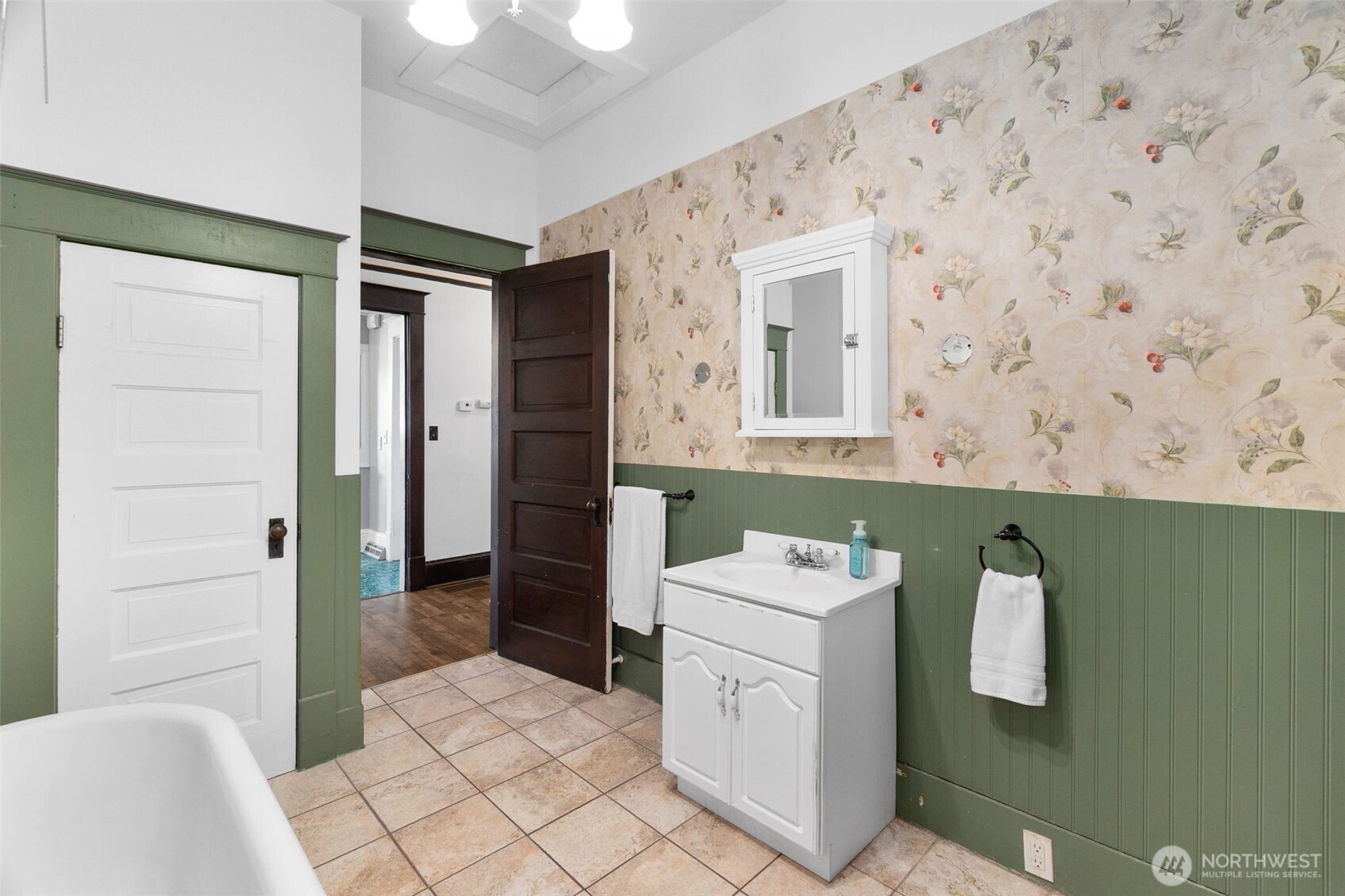 618 West Maple Street Centralia, WA 98531 - Photo 19 of 32