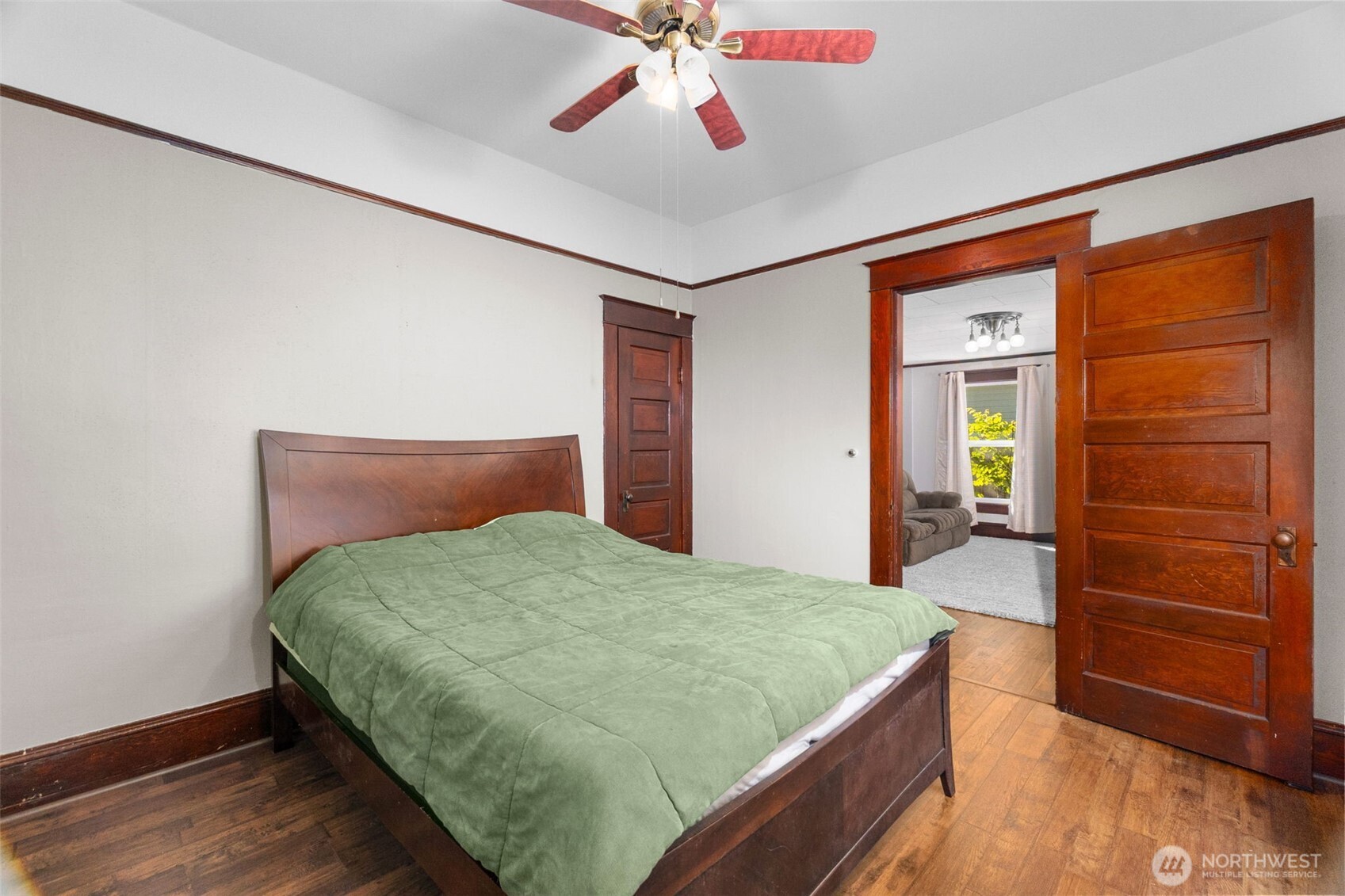 618 West Maple Street Centralia, WA 98531 - Photo 9 of 32