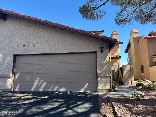 $1,995 | 3950 Delos Drive, Las Vegas, NV 89103