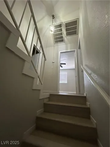 $1,995 | 3950 Delos Drive, Las Vegas, NV 89103