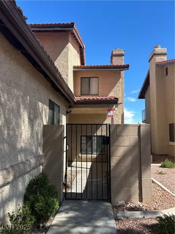 $1,995 | 3950 Delos Drive, Las Vegas, NV 89103