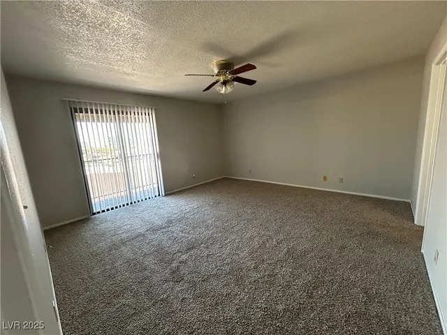 $1,995 | 3950 Delos Drive, Las Vegas, NV 89103