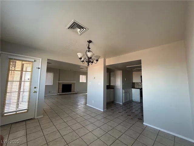 $1,995 | 3950 Delos Drive, Las Vegas, NV 89103