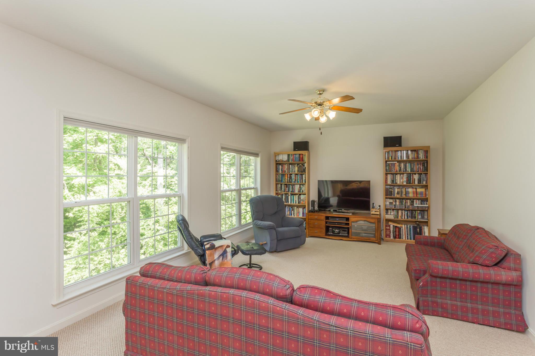 110 Revell Road Fredericksburg, VA 22405 - Photo 9 of 29 Family Room