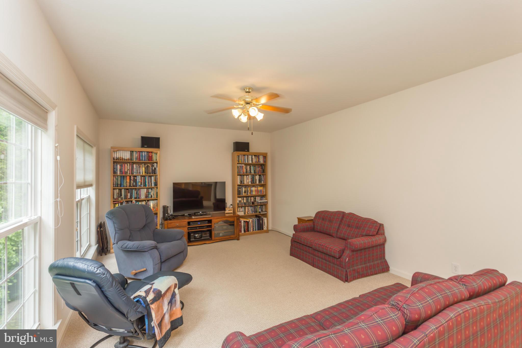 110 Revell Road Fredericksburg, VA 22405 - Photo 10 of 29 Family Room