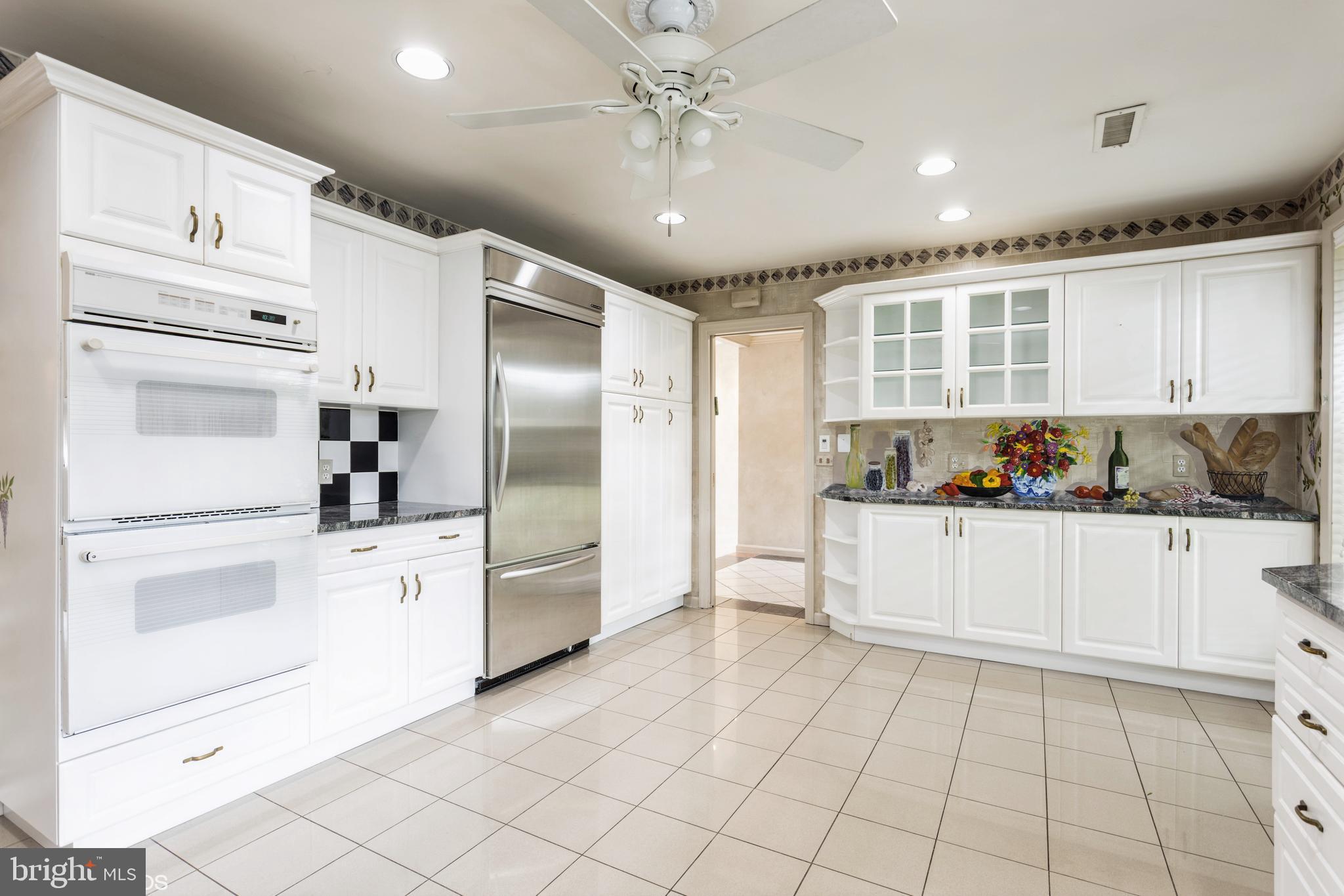 7920 Long Meadow Road Baltimore, MD 21208 - Photo 13 of 66