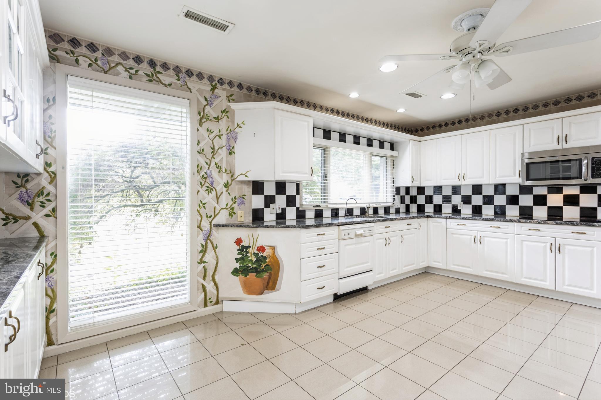 7920 Long Meadow Road Baltimore, MD 21208 - Photo 16 of 66