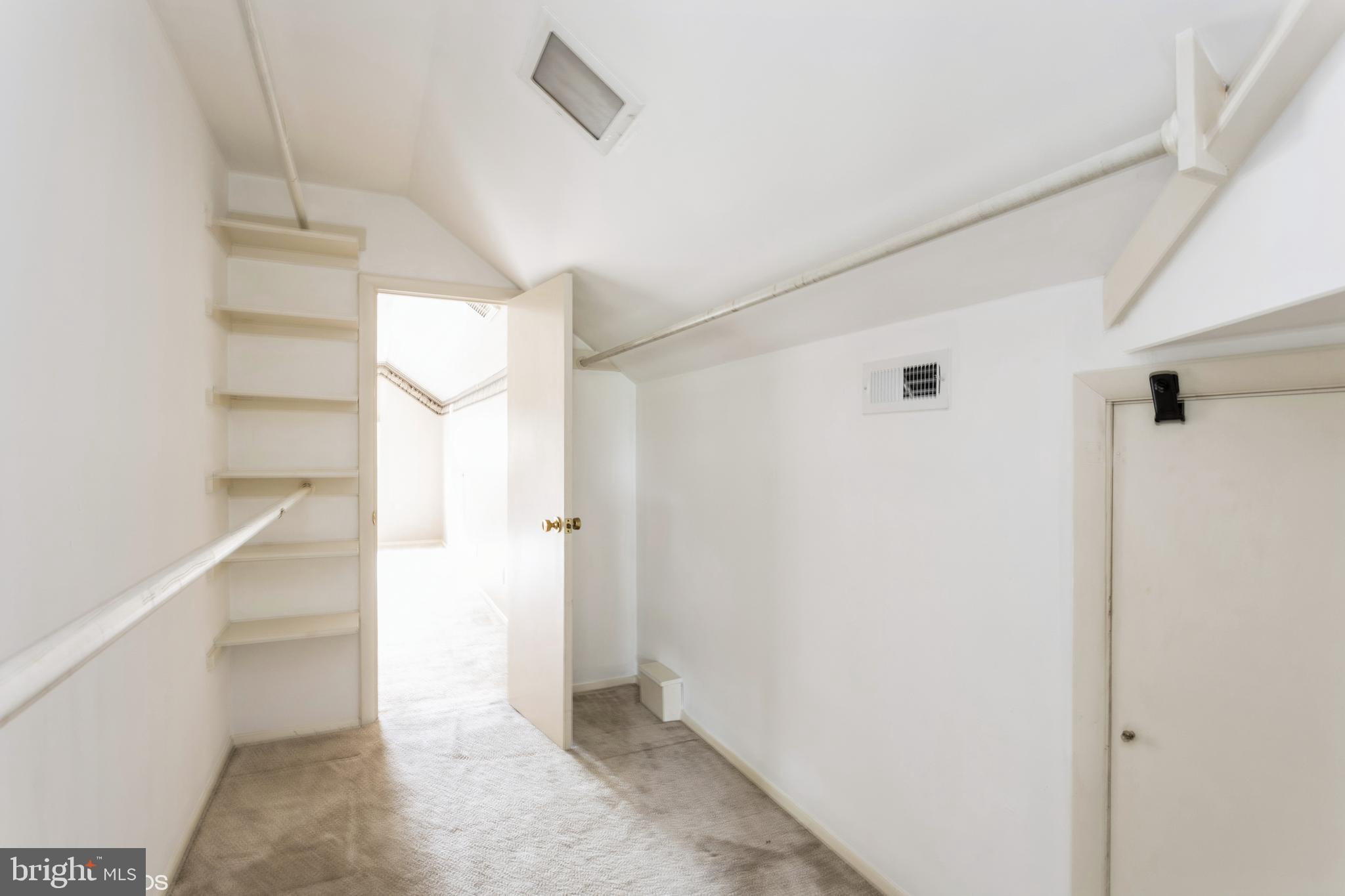 7920 Long Meadow Road Baltimore, MD 21208 - Photo 46 of 66