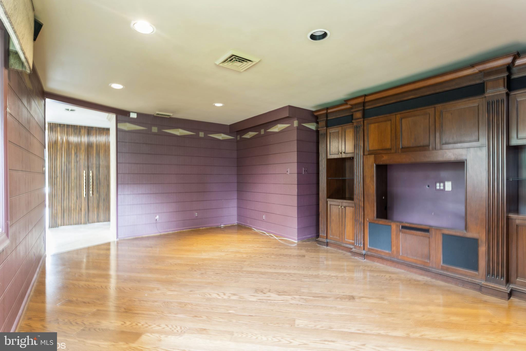 7920 Long Meadow Road Baltimore, MD 21208 - Photo 10 of 66