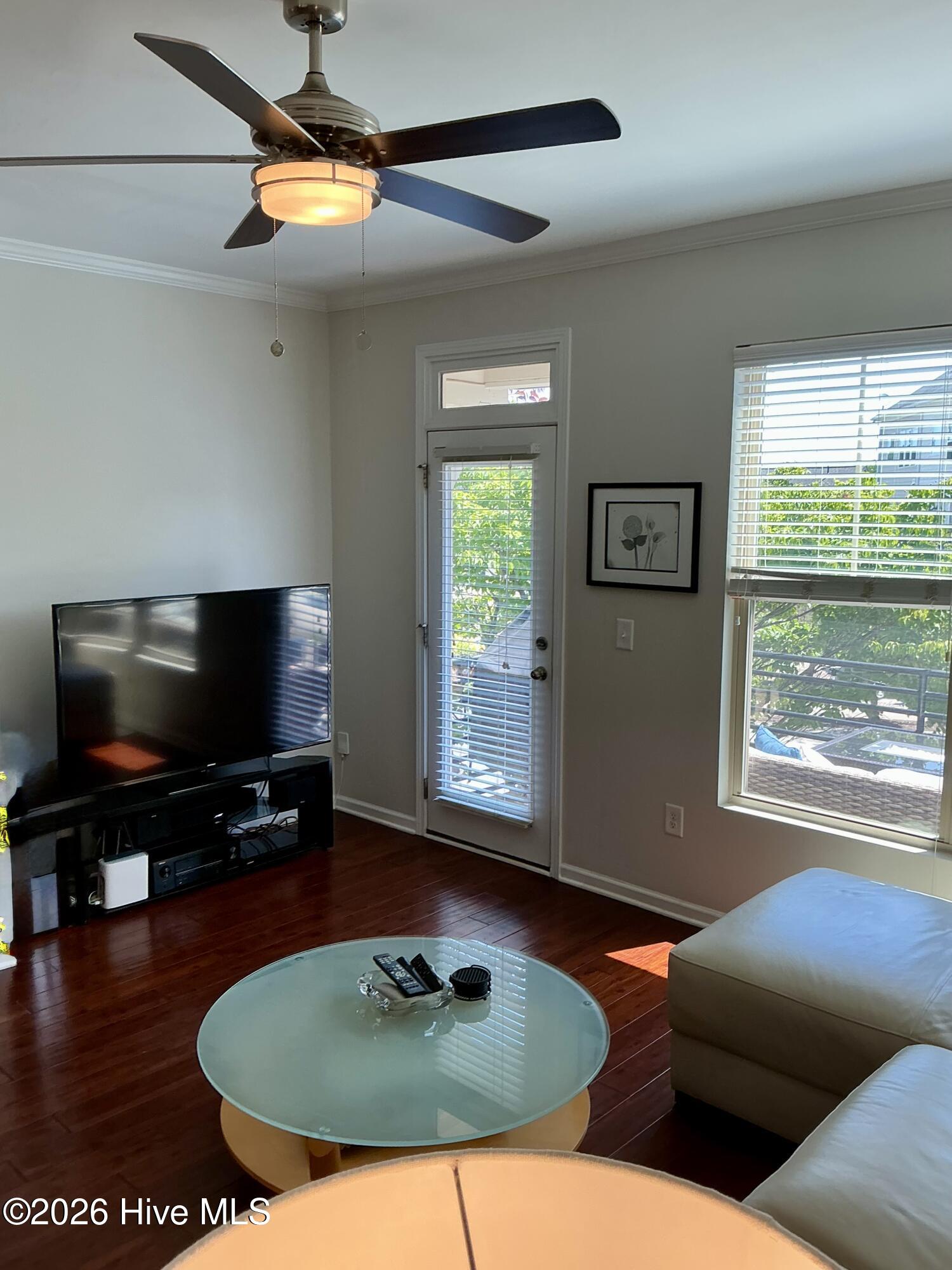 1408 Crafton Way Raleigh, NC 27607 - Photo 12 of 38 Living Room