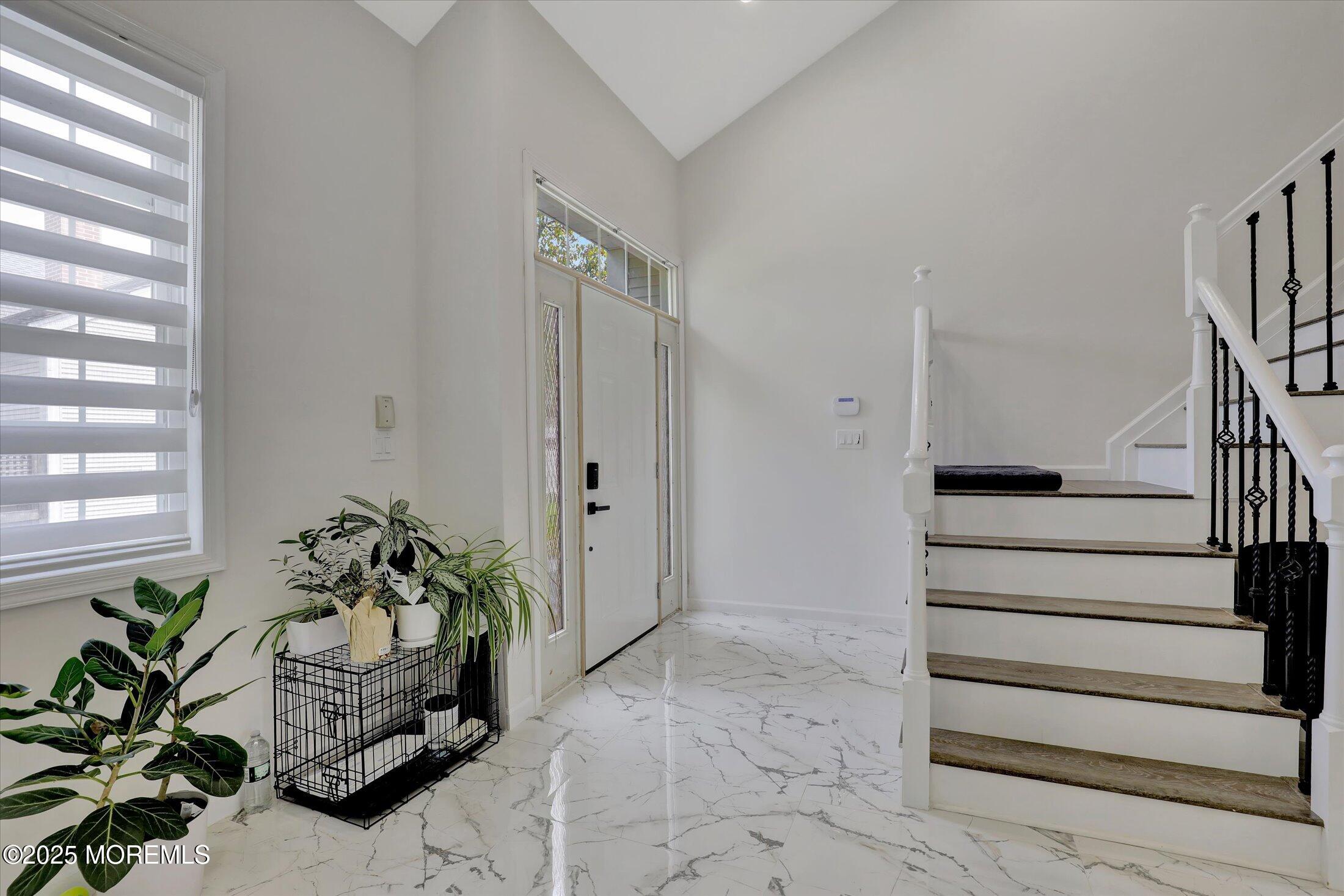 75 Winthrop Road, Unit 75D Monroe Township, NJ 08831 - Photo 5 of 55 05-Foyer