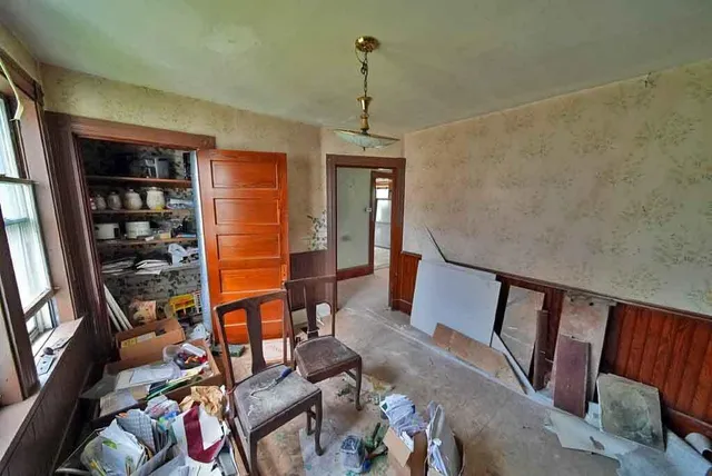 $59,900 | 7 Cleveland Street, Houlton, ME 04730