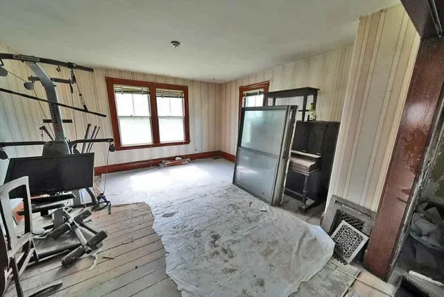 $59,900 | 7 Cleveland Street, Houlton, ME 04730