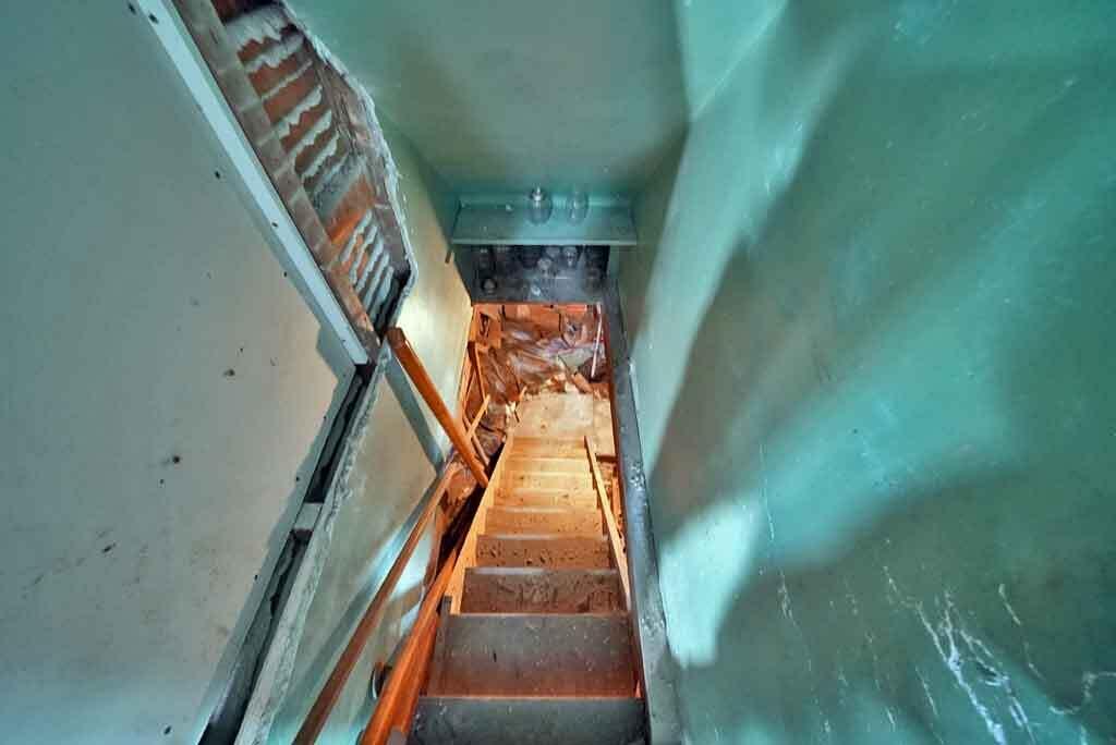 7 Cleveland Street Houlton, ME 04730 - Photo 40 of 58 cellar-stairway-7-cleveland