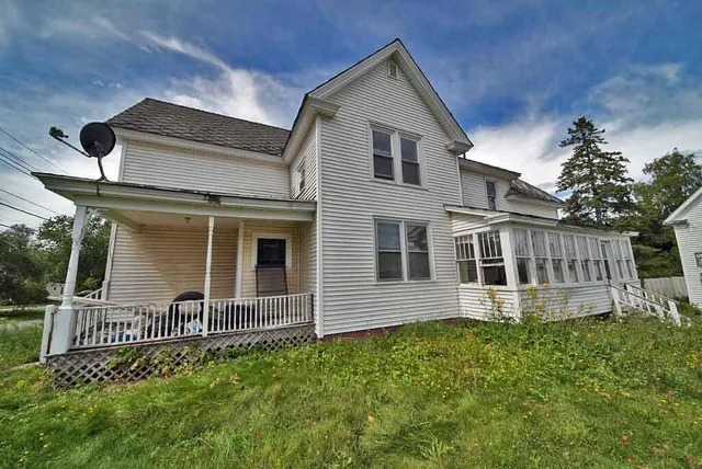 $59,900 | 7 Cleveland Street, Houlton, ME 04730