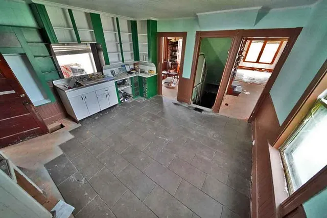 $59,900 | 7 Cleveland Street, Houlton, ME 04730