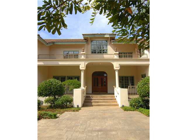 GRANDE ENTRY WAY