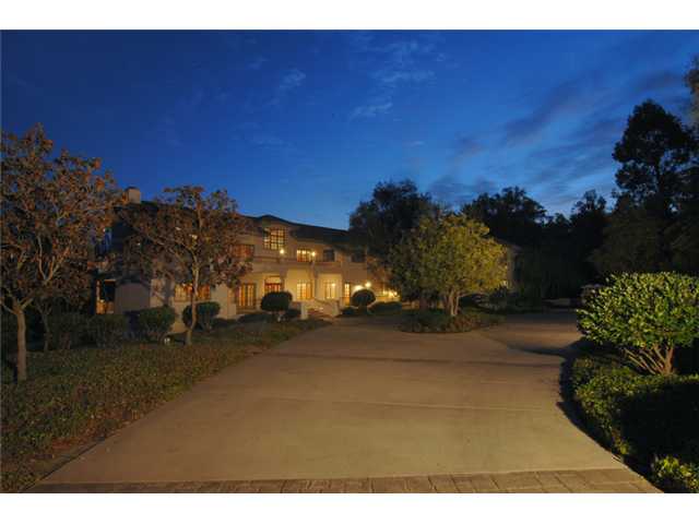 6620 Lago Corte Rancho Santa Fe, CA 92091 - Photo 22 of 22 MATURE LANDSCAPE SURROUND THIS BEAUTIFUL ESTATE