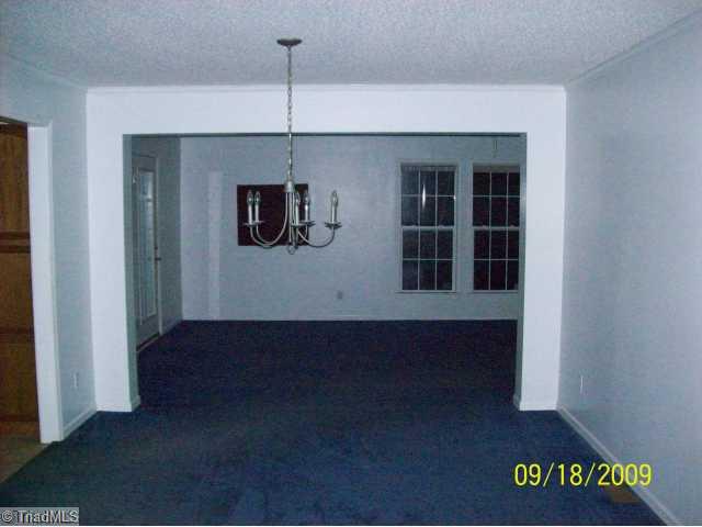 7243 Dennis Road Walnut Cove, NC 27052 - Photo 5 of 8 Interior Space/Layout.
