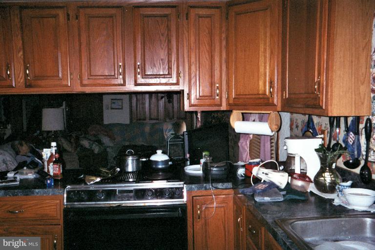 2726 Stone Road Westminster, MD 21158 - Photo 6 of 16 Kitchen