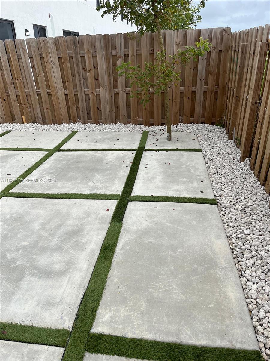 19082 Southwest 345th Terrace, Unit 19082 Homestead, FL 33034 - Photo 23 of 24