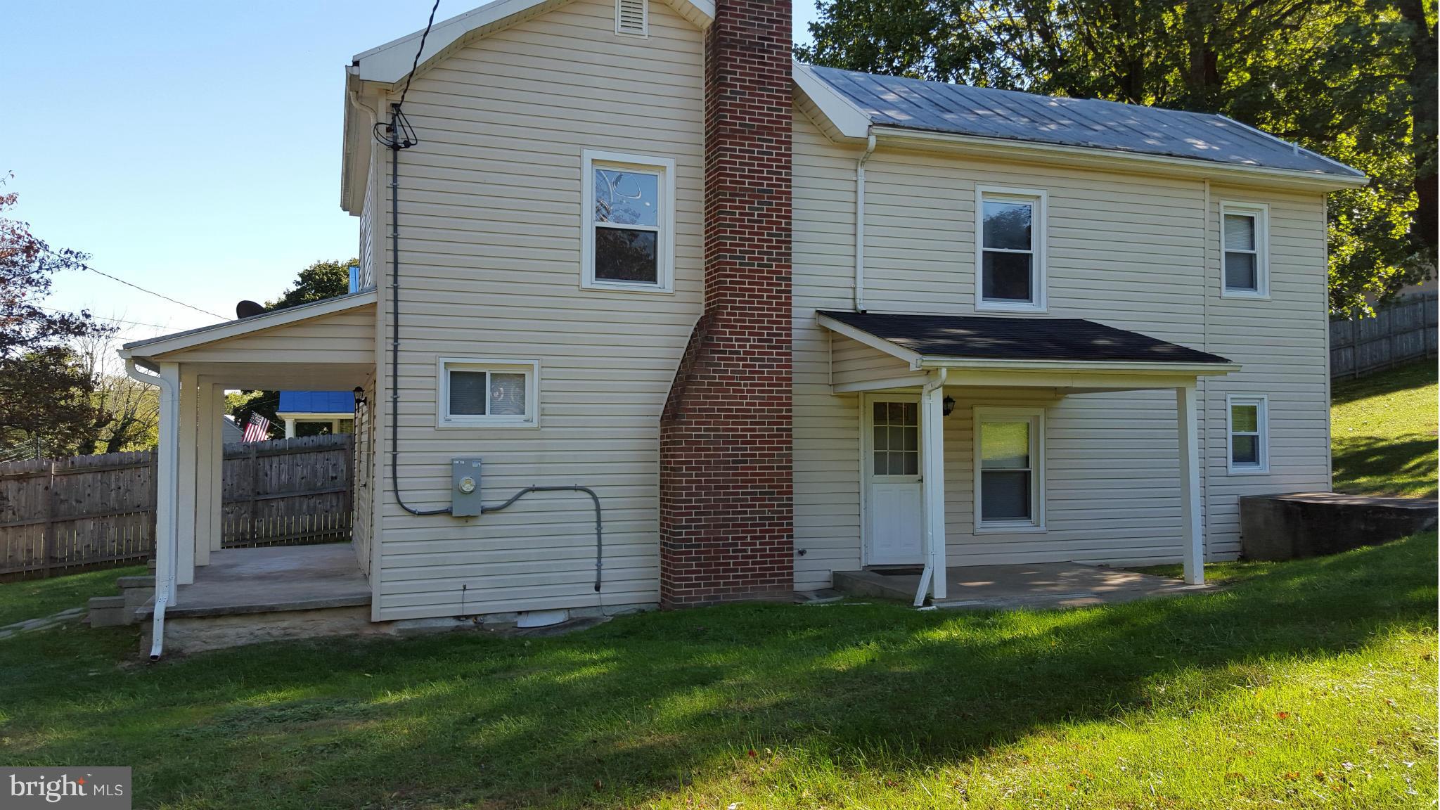 505 Old Manchester Road Westminster, MD 21157 - Photo 3 of 14 Right Side of House