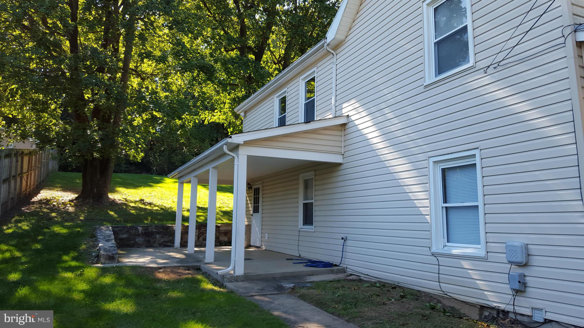 505 Old Manchester Road Westminster, MD 21157 - Photo 5 of 14 Left side Porch