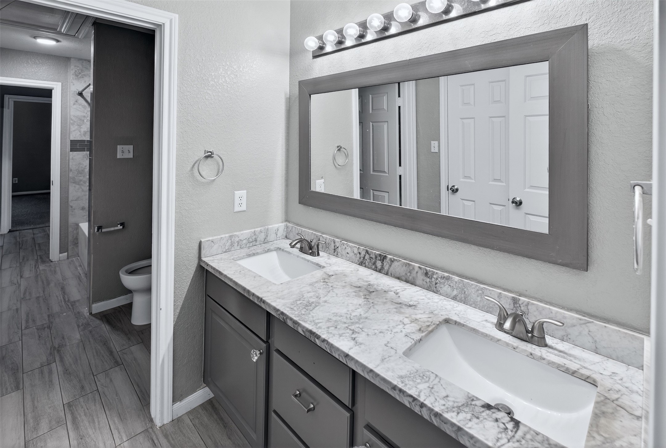 4726 Meadows Edge Lane Houston, TX 77084 - Photo 14 of 34