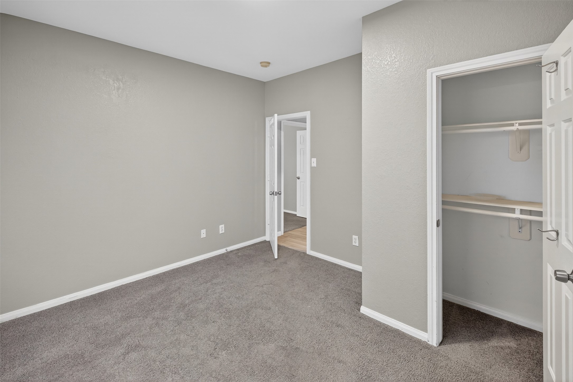 4726 Meadows Edge Lane Houston, TX 77084 - Photo 17 of 34