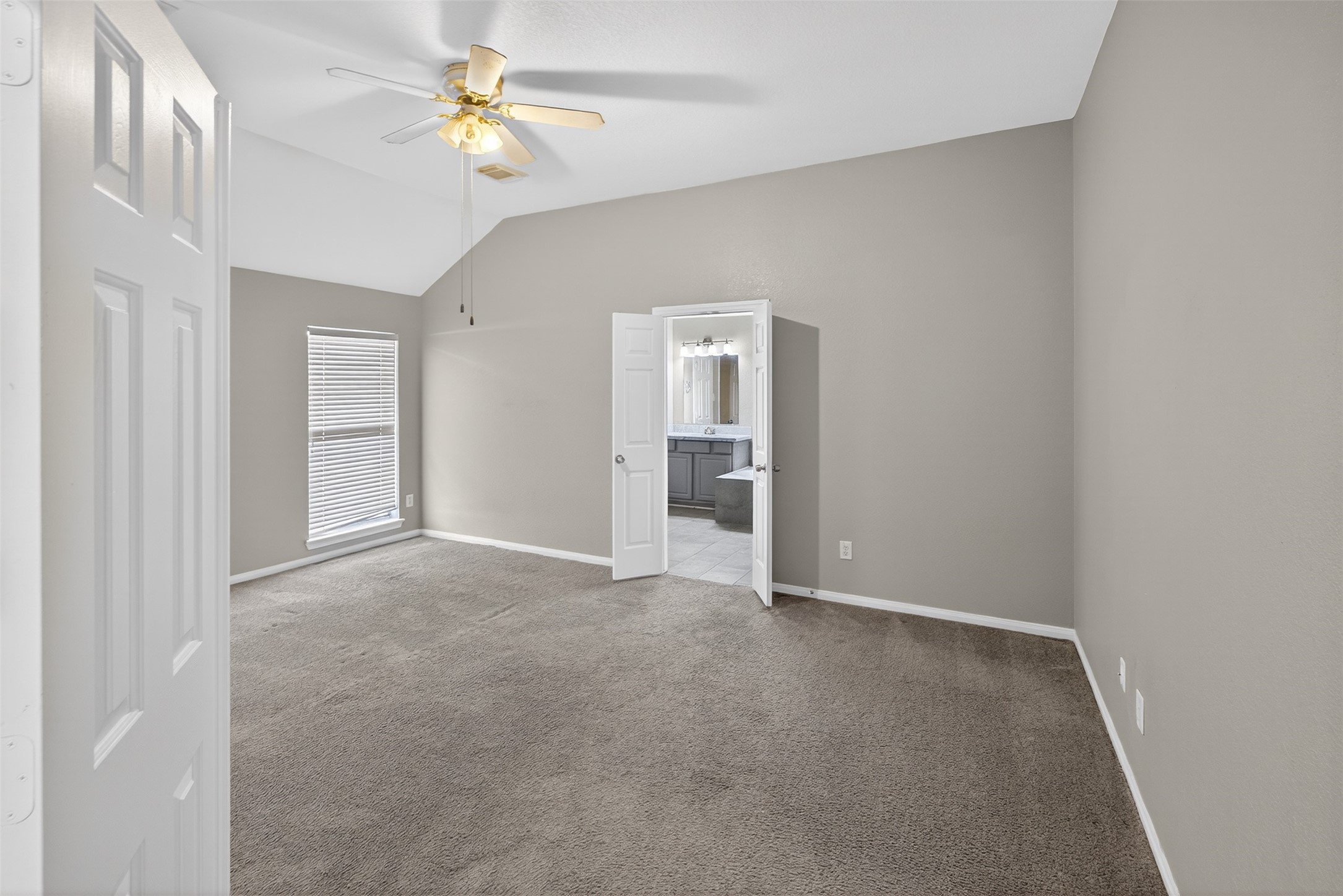 4726 Meadows Edge Lane Houston, TX 77084 - Photo 18 of 34