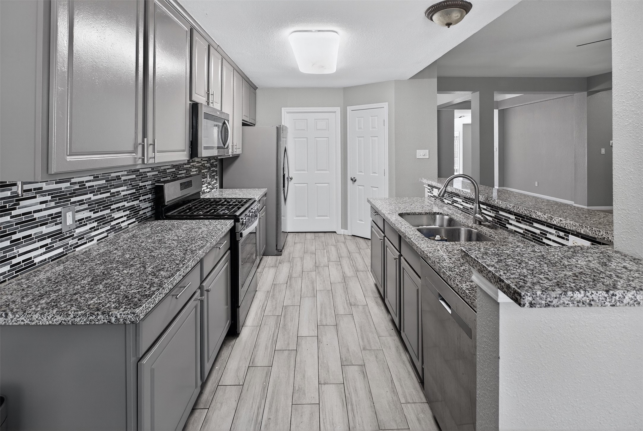 4726 Meadows Edge Lane Houston, TX 77084 - Photo 29 of 34