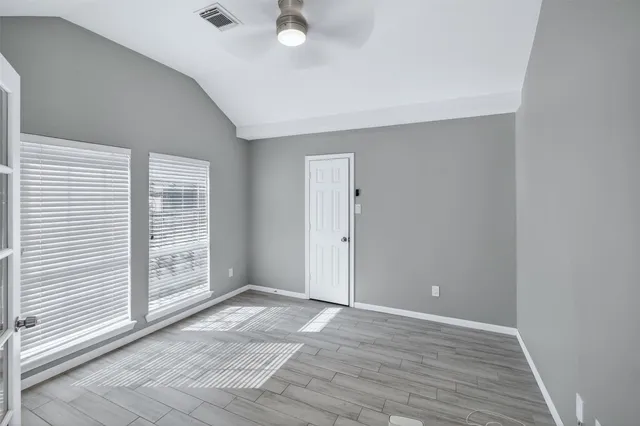 a view of an empty walk in closet