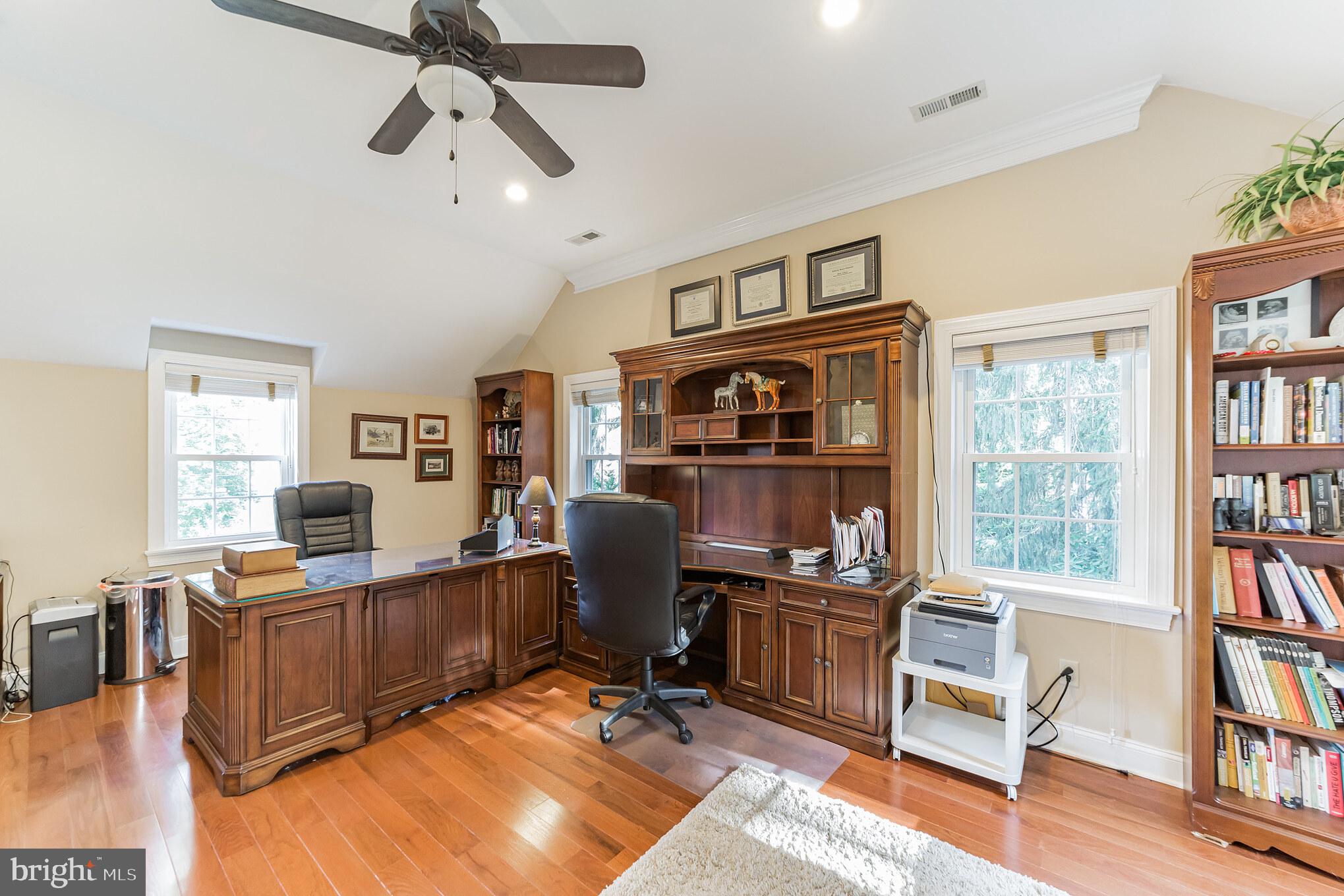 320 South Wayne Avenue Wayne, PA 19087 - Photo 31 of 54