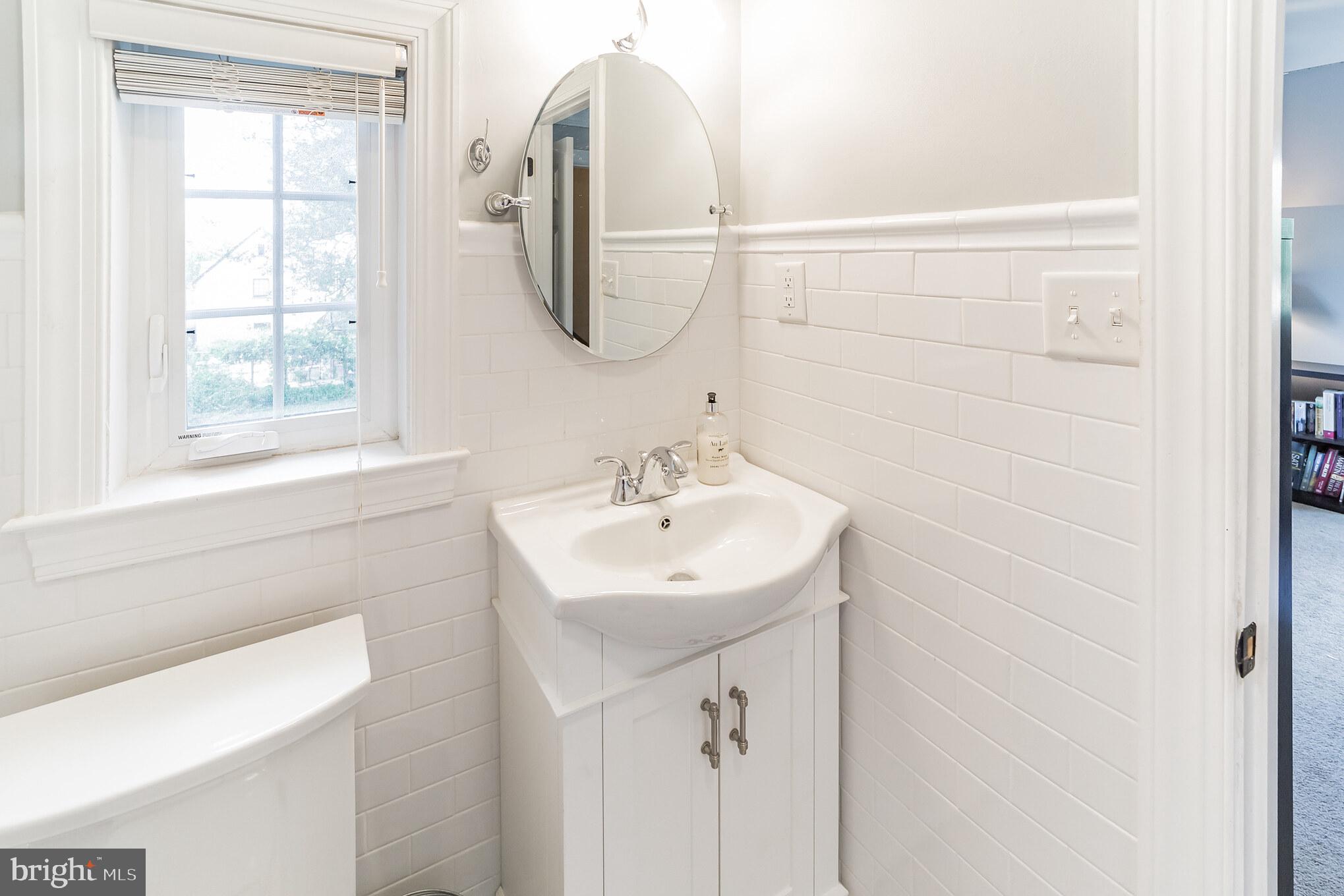 320 South Wayne Avenue Wayne, PA 19087 - Photo 39 of 54 Bathroom #3